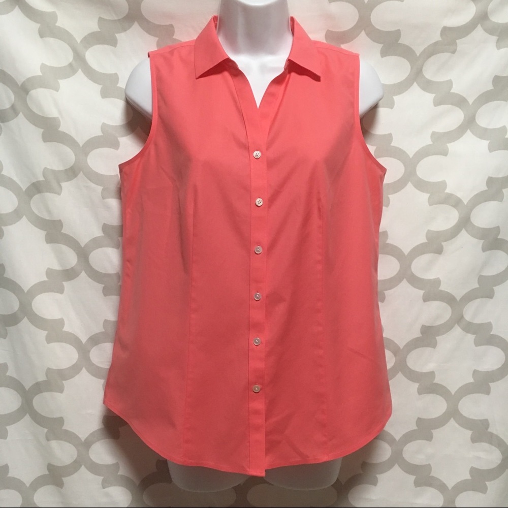 Talbots petite sleeveless button down top.